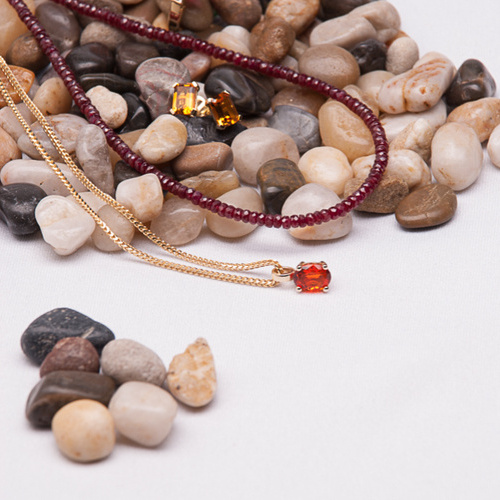 Collierkette Rubin facettiert&period;